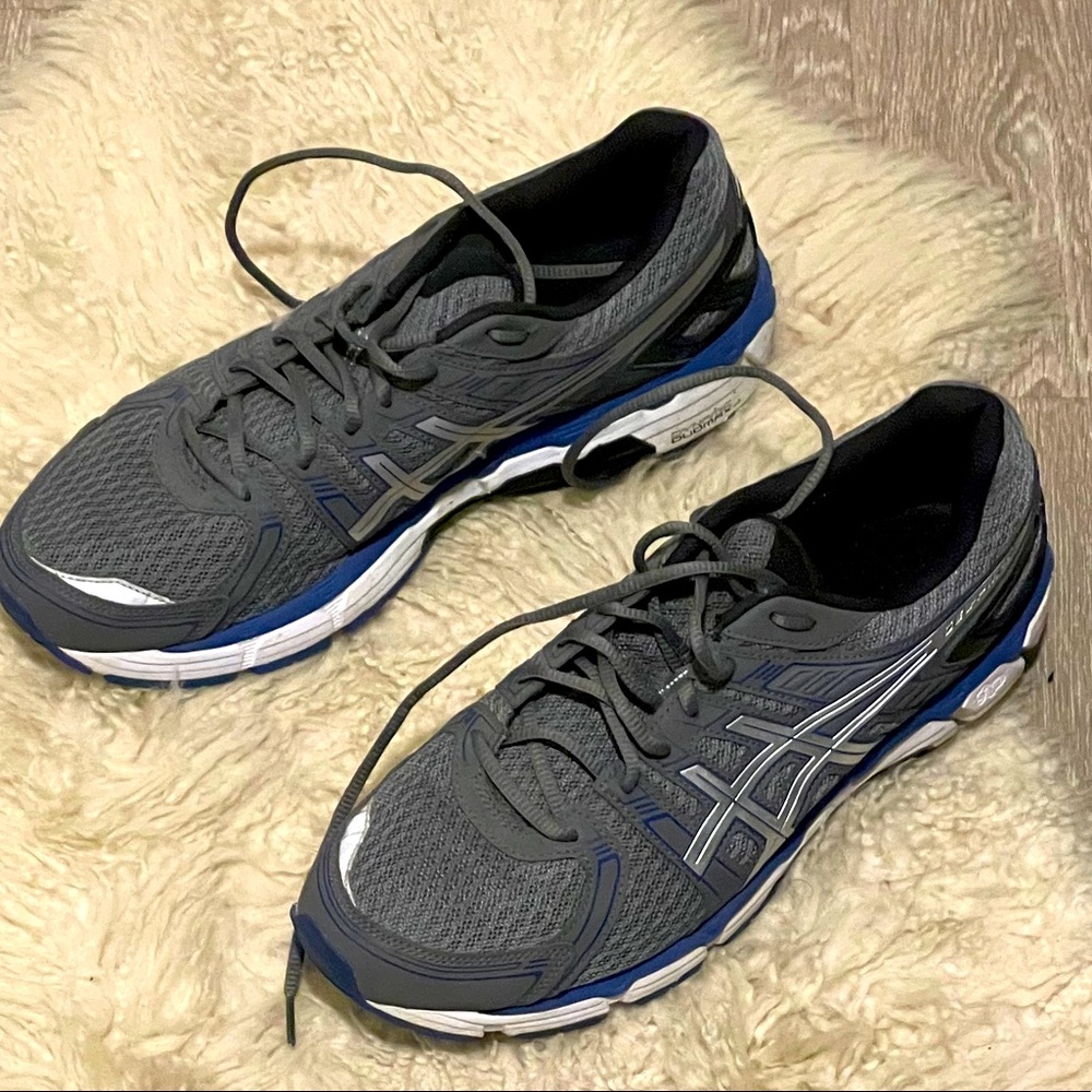 ASICS Men’s Dynamic Duomax Size 12.5